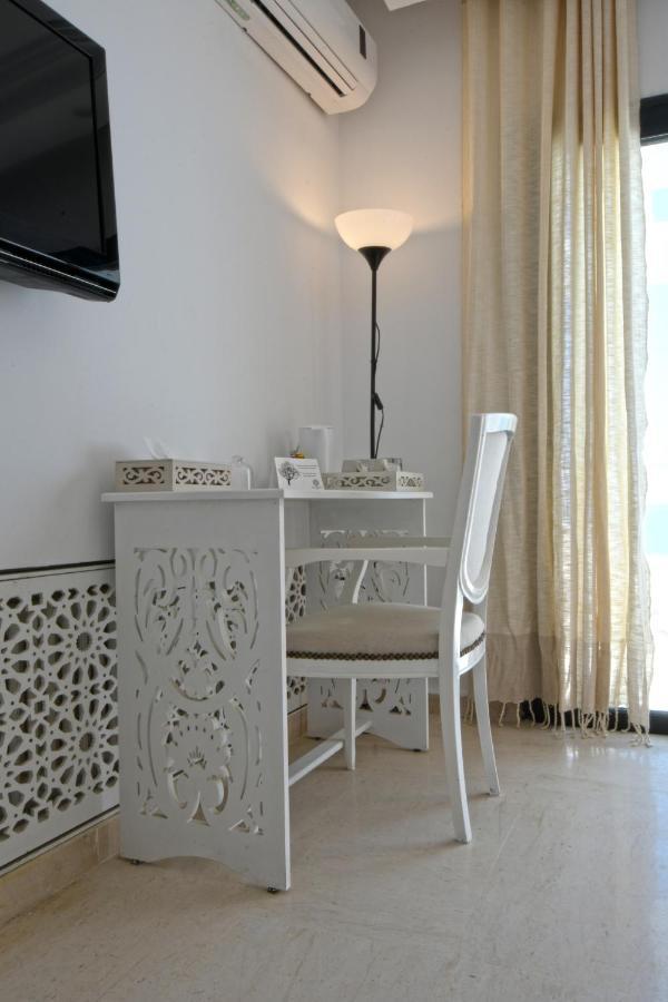 Dar Corniche La Marsa (Adults Only) Hotell Exteriör bild